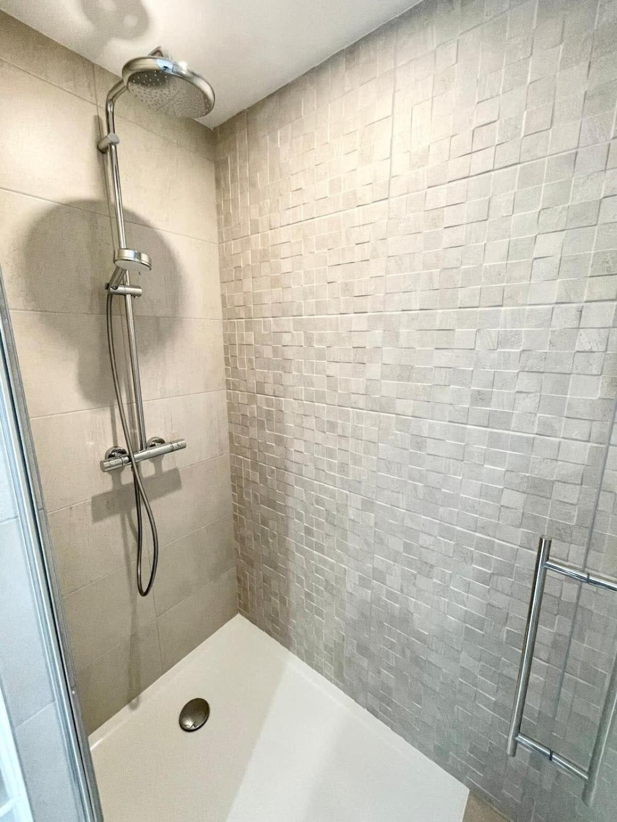 Spacieux Appartement Neuf De Standing Hyper Cosy Larmor-Plage Exteriör bild